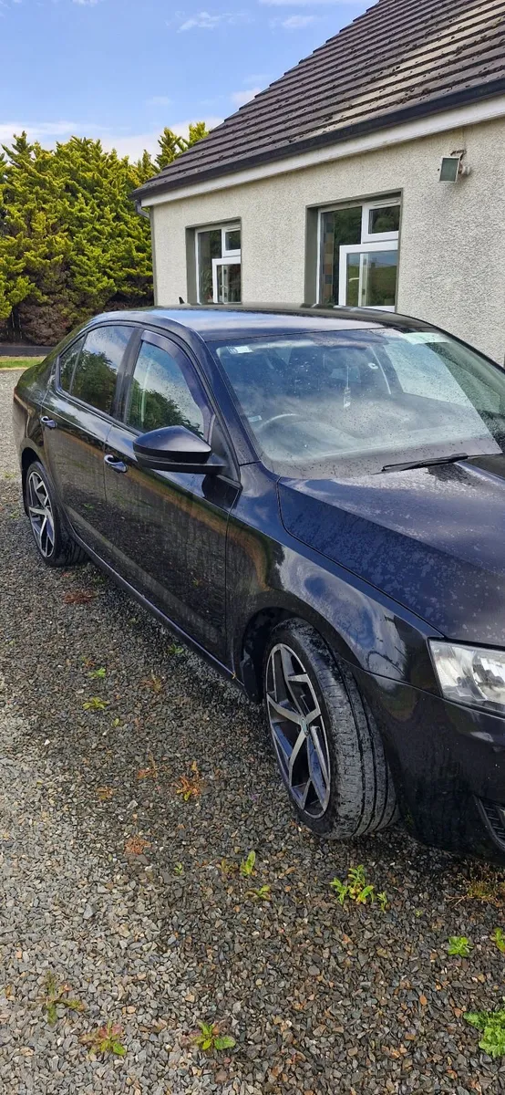 Skoda Octavia 2016 - Image 2