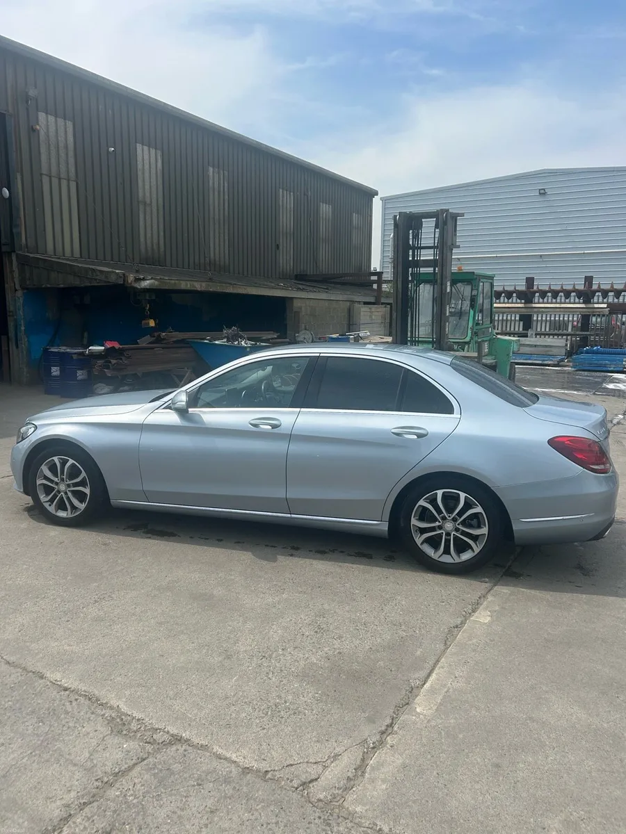 Mercedes-Benz C220 BlueTEC Sport 2014 - Image 3