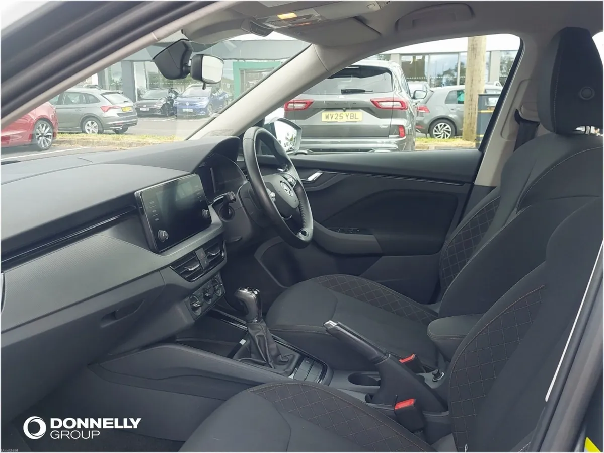 Skoda KAMIQ Hatchback SE - Image 2