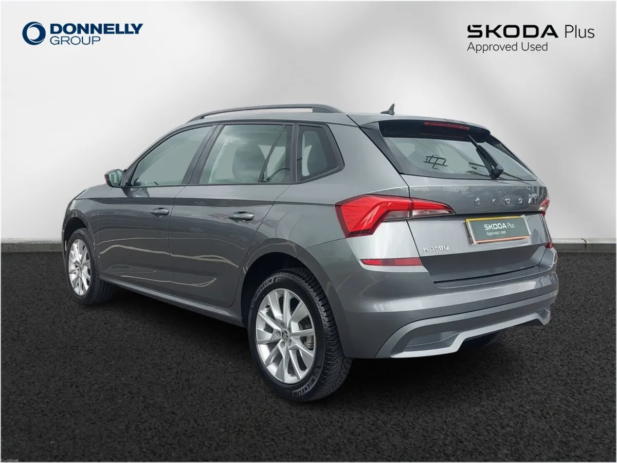 Skoda KAMIQ Hatchback SE - Image 3