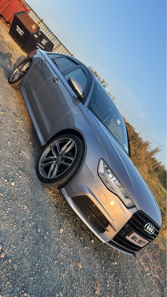 Audi A6 S-Line Ultra Black Edition - Image 4