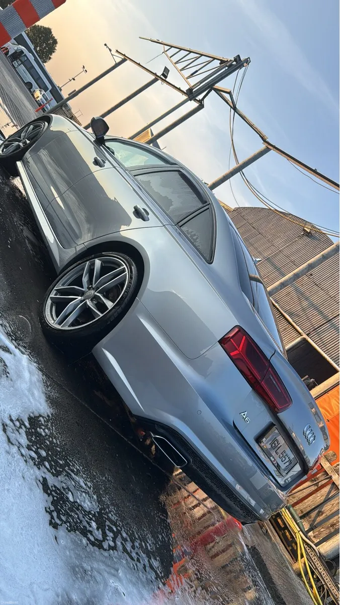 Audi A6 S-Line Ultra Black Edition - Image 2