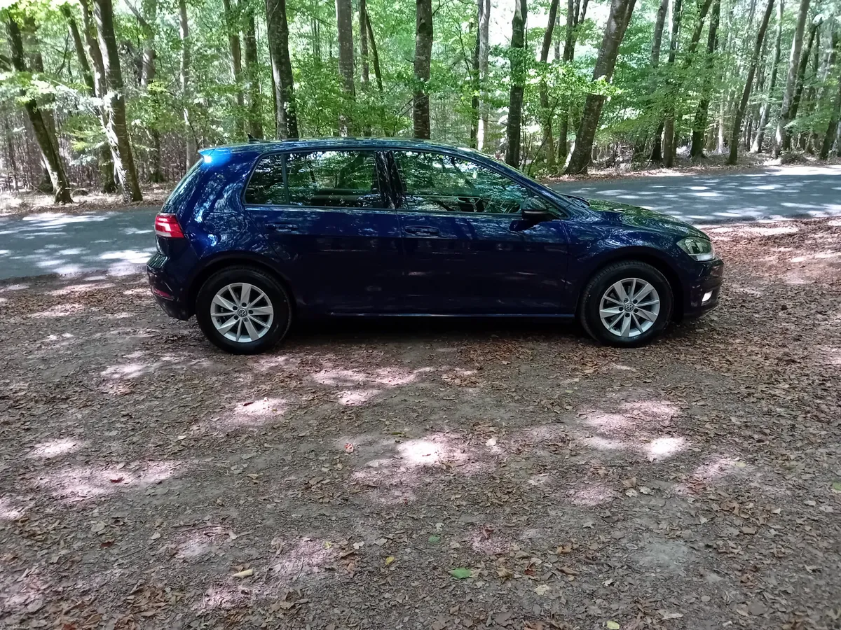 181 VW GOLF 1.6 TDI 111 KLMS 5 DOOR H/B - Image 5