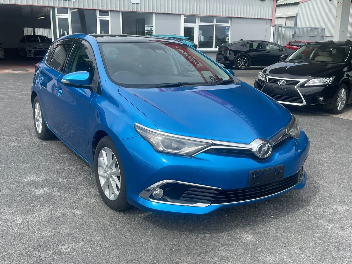 2015-1 Toyota Auris - Image 1