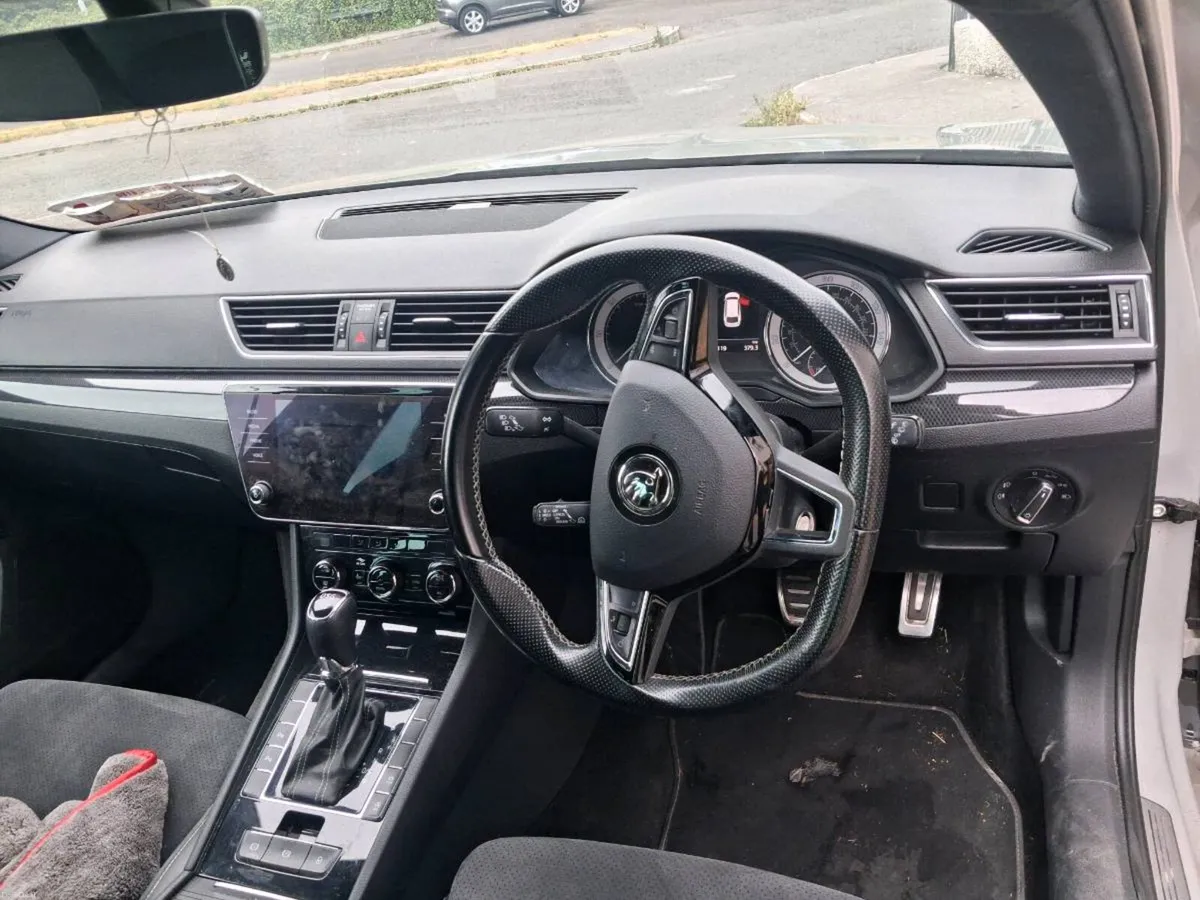 Skoda superb sportline €14000 (READ ADD ) - Image 5
