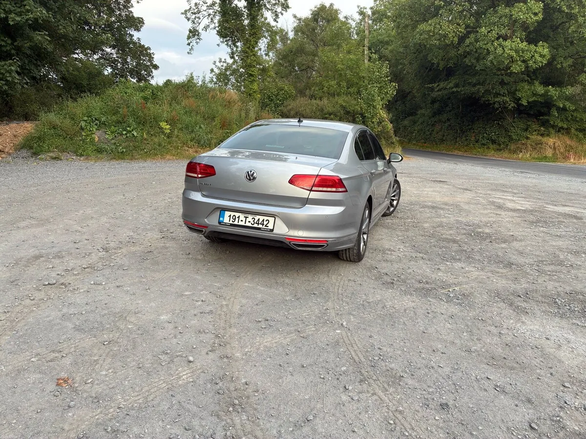 Volkswagen Passat 2.0 Tdi R-Line Edition - Image 5