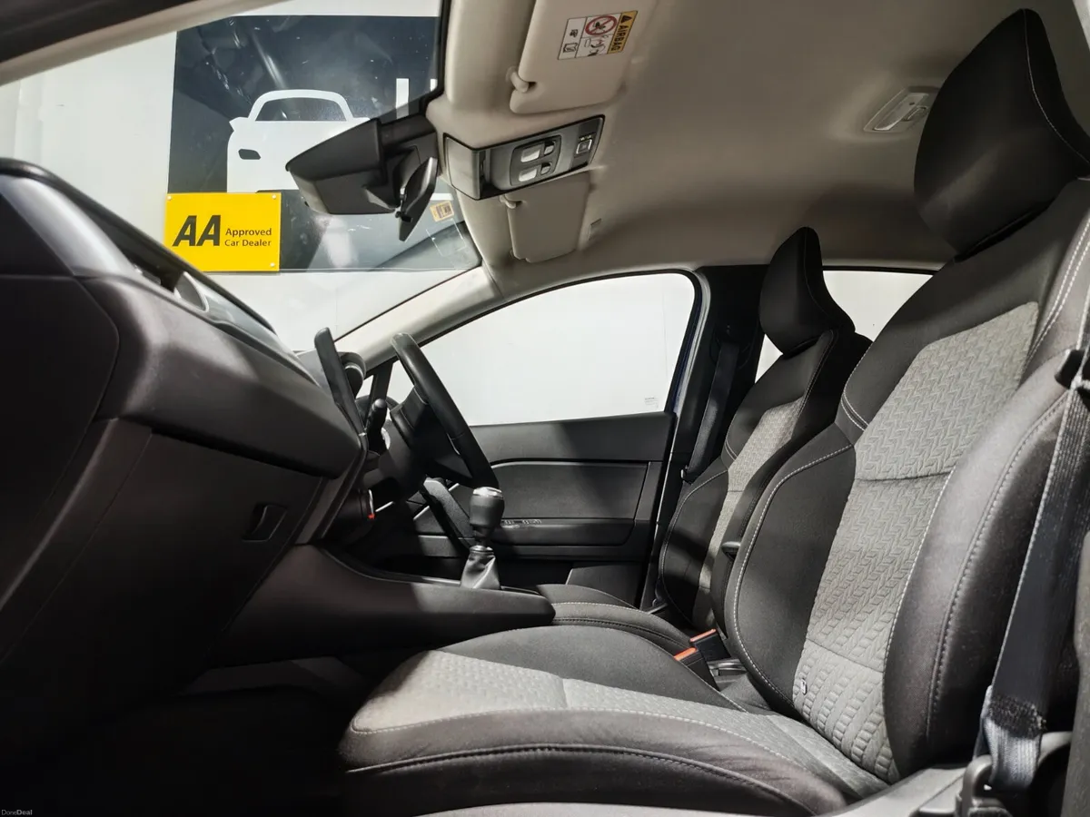 Renault Captur 2022 1.0 LIMITED EDITION SPEC EXTRA - Image 3