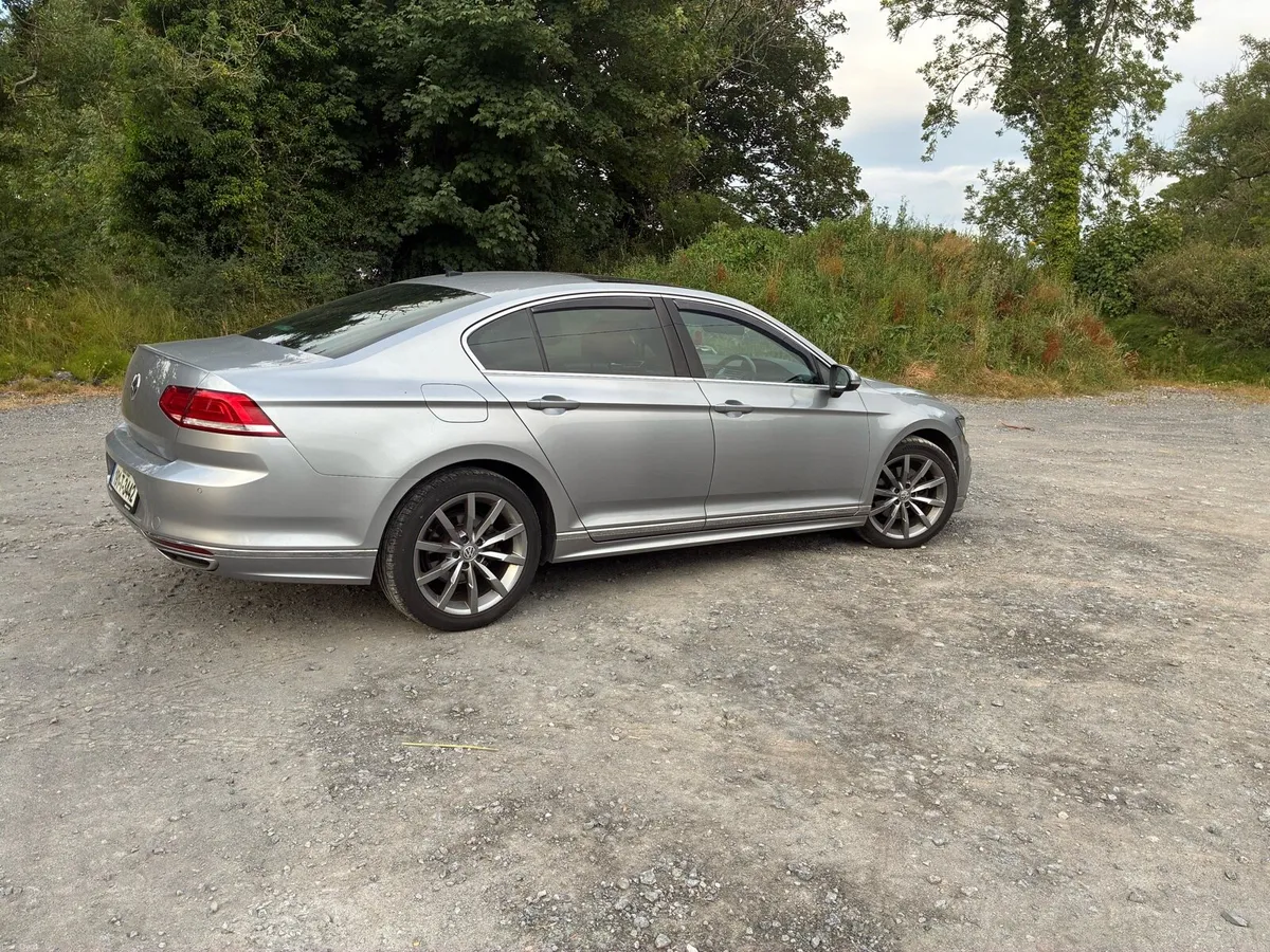 Volkswagen Passat 2.0 Tdi R-Line Edition - Image 6