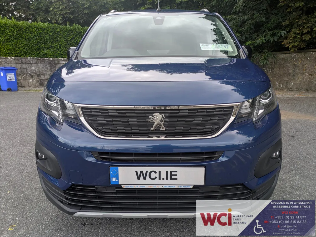 Wheelchair Accessible - Peugeot Rifter 2022 - Image 2