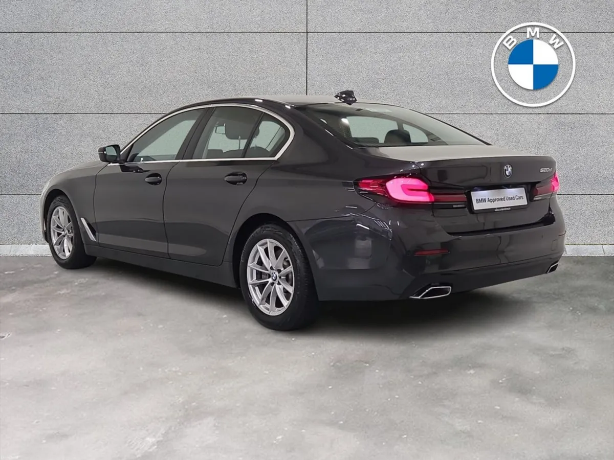 BMW 5-Series 520d SE (MHT) - Image 2
