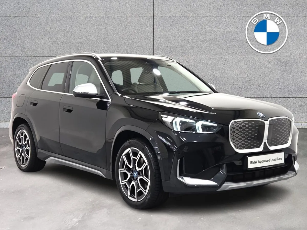 BMW iX1 eDrive20 xLine - Image 1