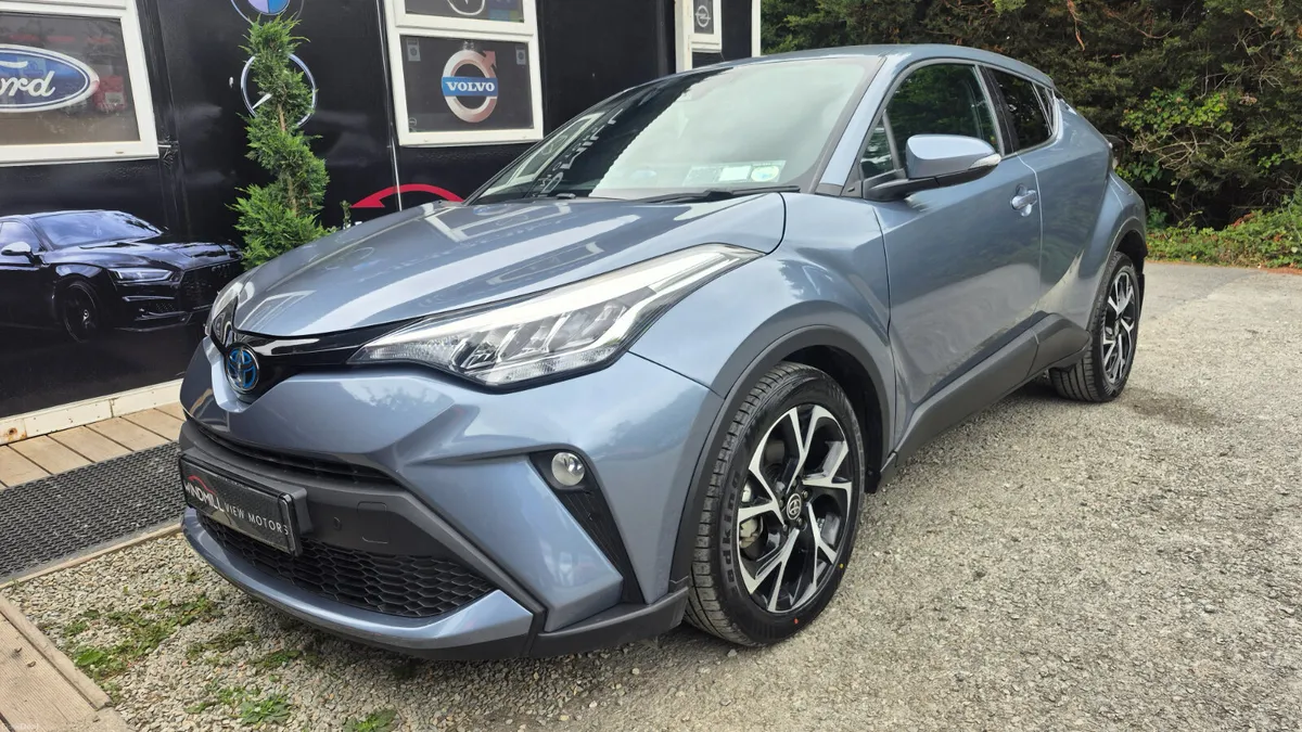 Toyota C-HR 1.8 Hybrid 2023 - Image 4