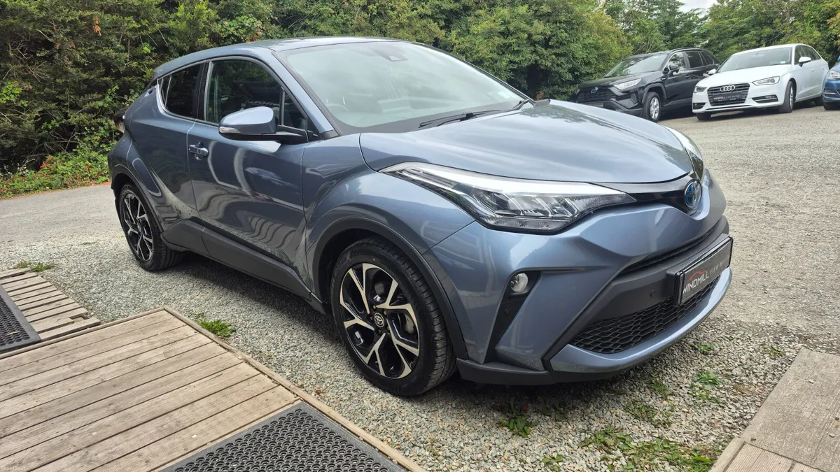 Toyota C-HR 1.8 Hybrid 2023 - Image 2