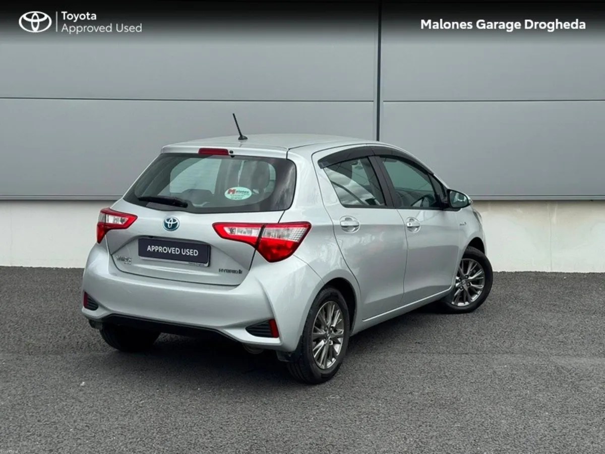 Toyota Yaris HY HYBRID 5DR LUNA 4DR AUTO - Image 2