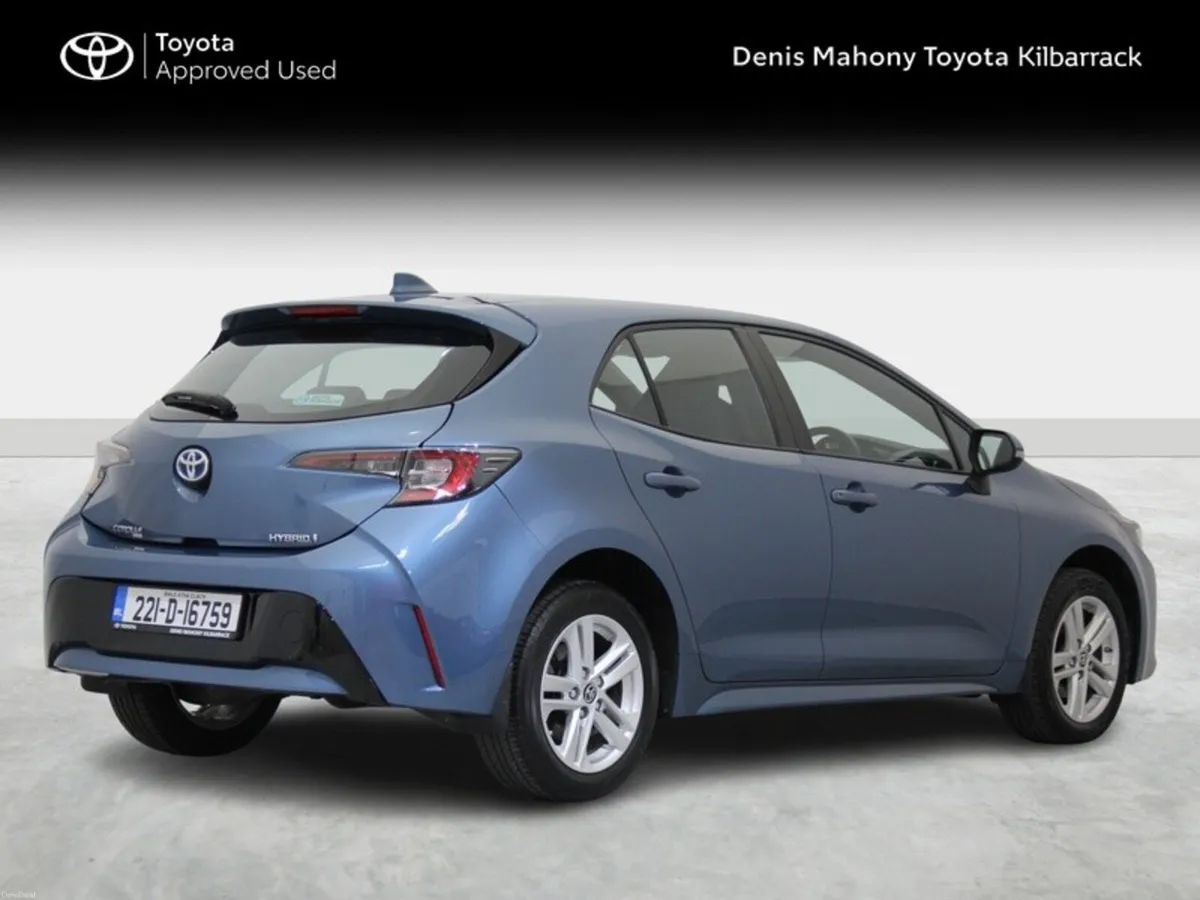 Toyota Corolla LUNA H/B 4DR AUTO HYBRID - Image 2