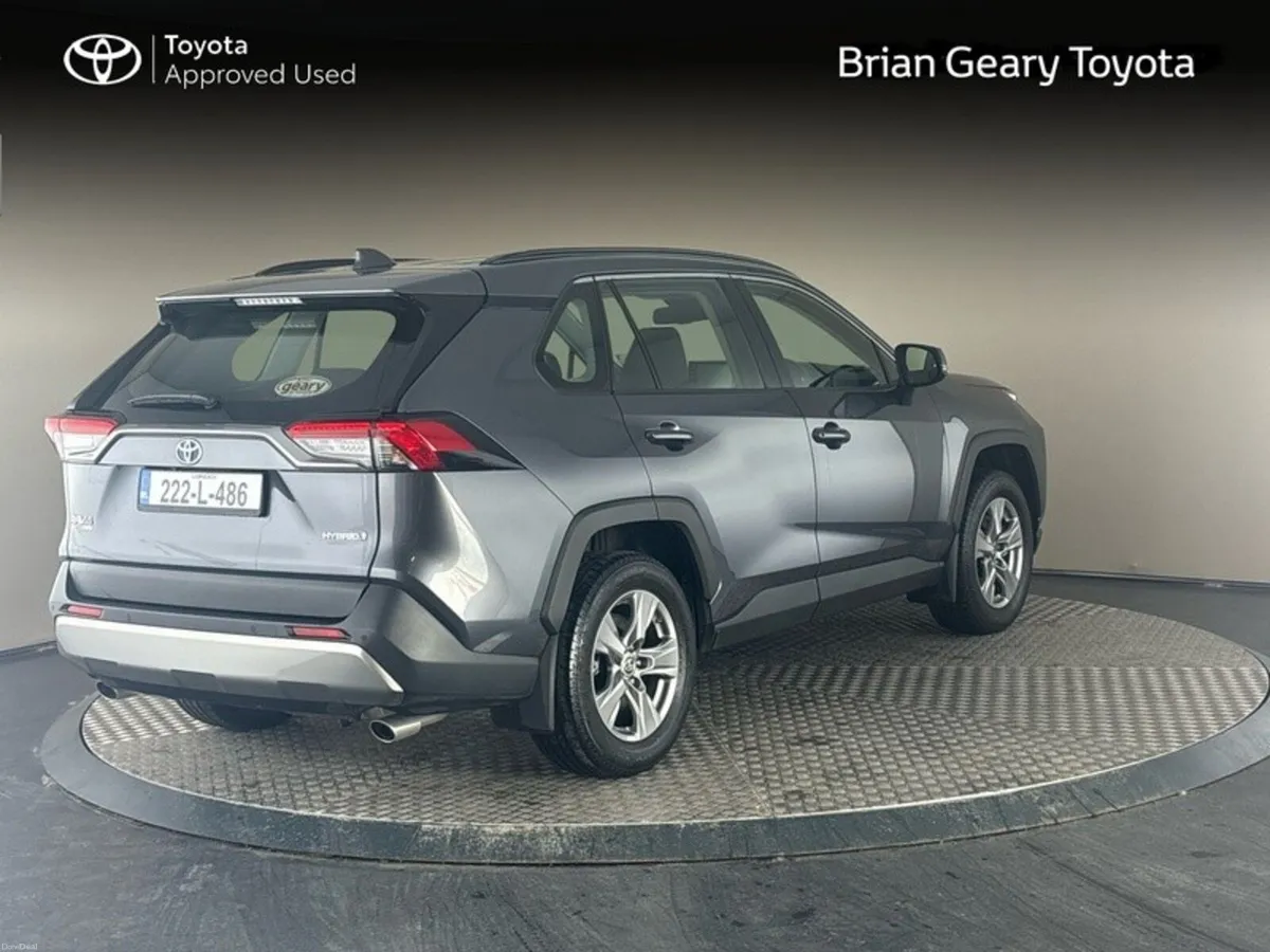 Toyota RAV4 HYBRID LUNA 4DR AUTO - Image 2