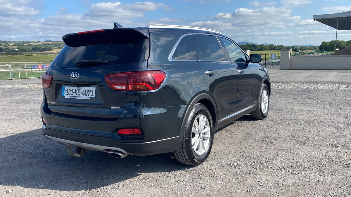 Kia Sorento 2018 K3 4WD  7 seaters - Image 3