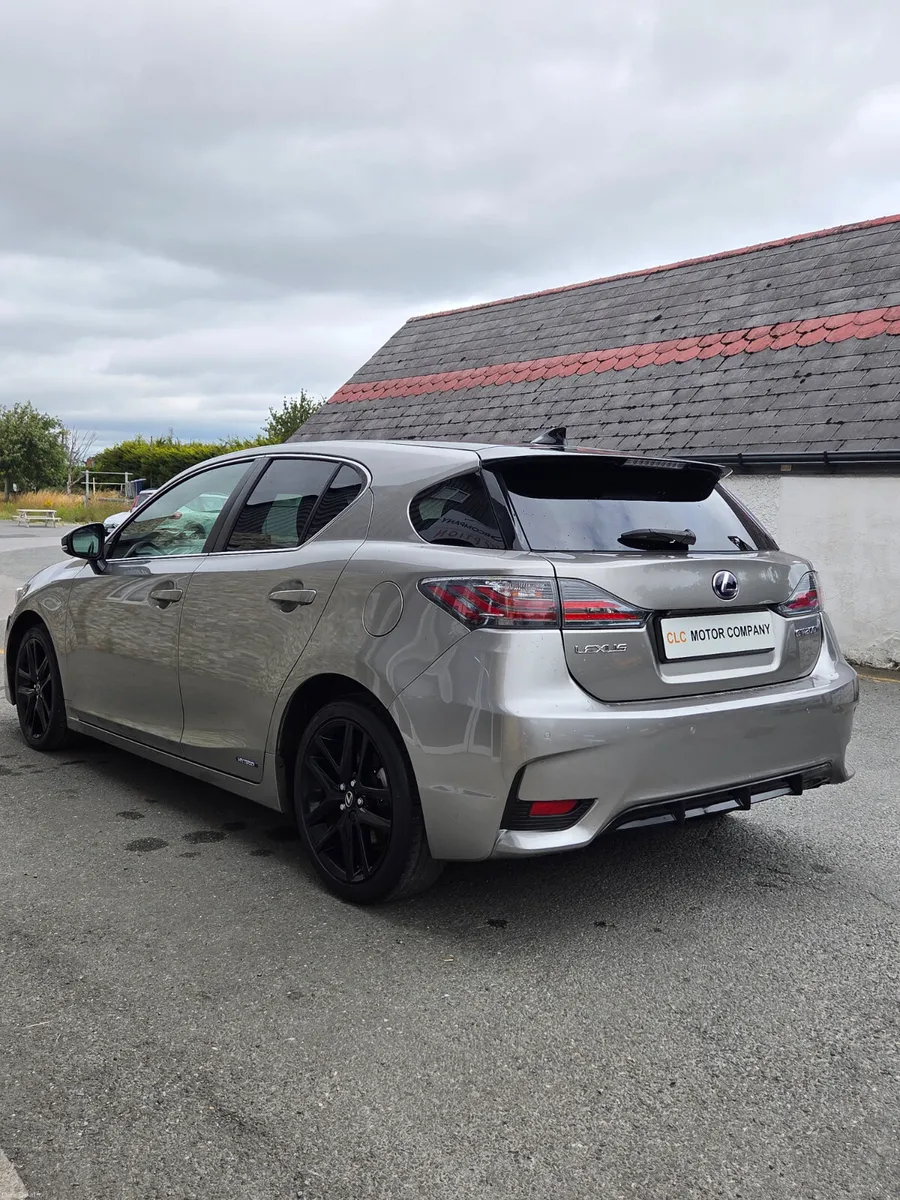 Lexus CT 2016 / F SPORT - Image 6