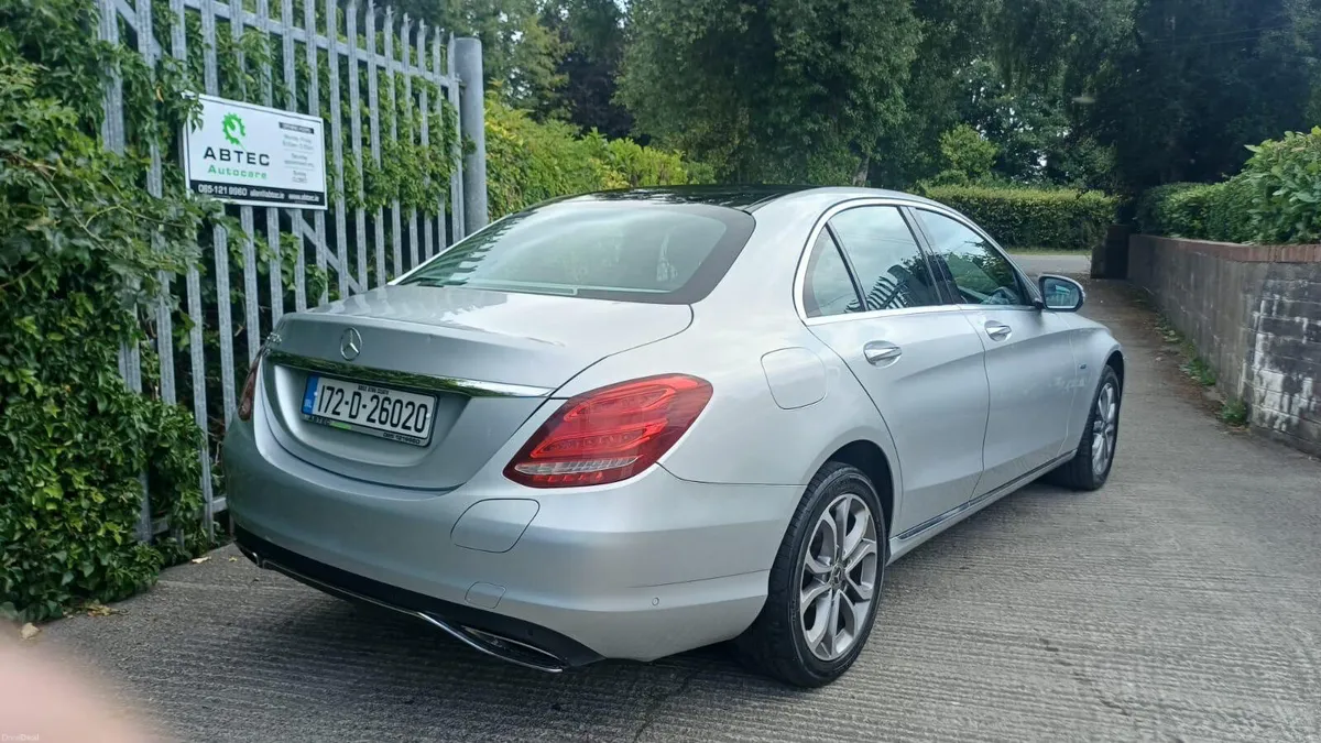Mercedes-Benz C-Class 2017 - Image 3