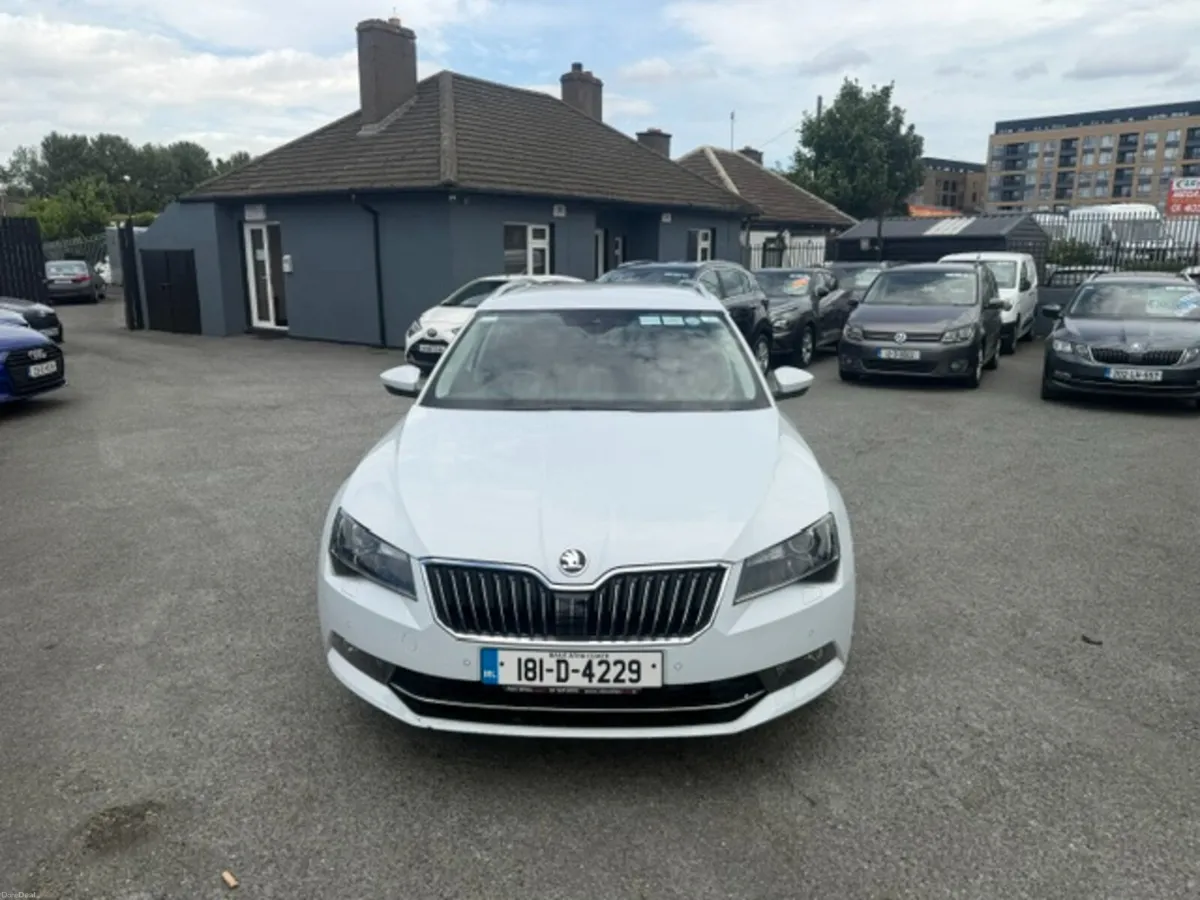 Skoda Superb 2018 LAURIN & KLEMENT COM 2.0 TDI 150 - Image 3