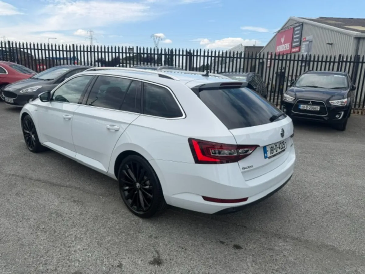 Skoda Superb 2018 LAURIN & KLEMENT COM 2.0 TDI 150 - Image 6
