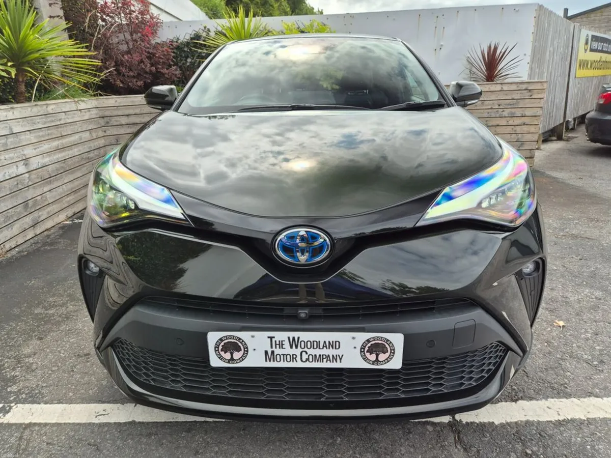 Toyota C-HR 1.8 HYBRID / SOL NERO EDITION WITH SAF - Image 4