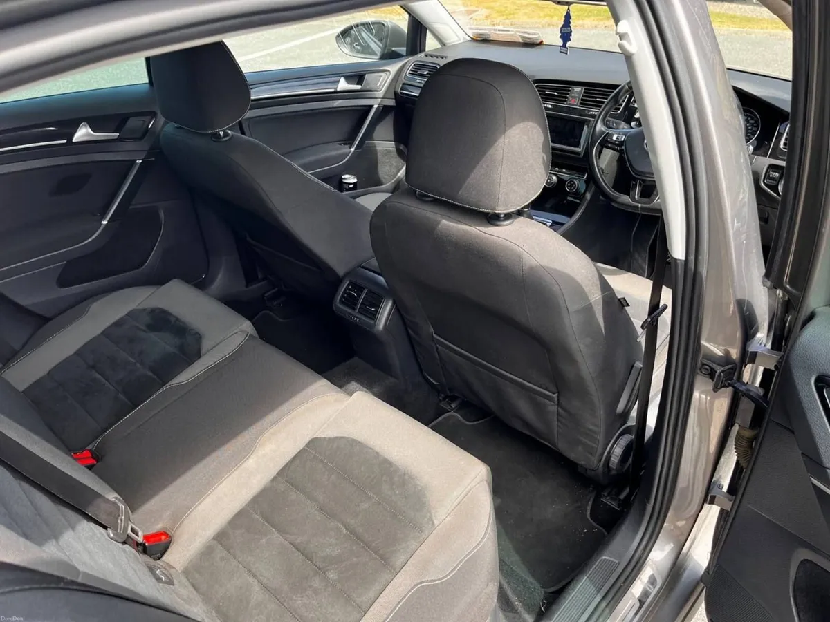 Volkswagen Golf 2014 - Image 5