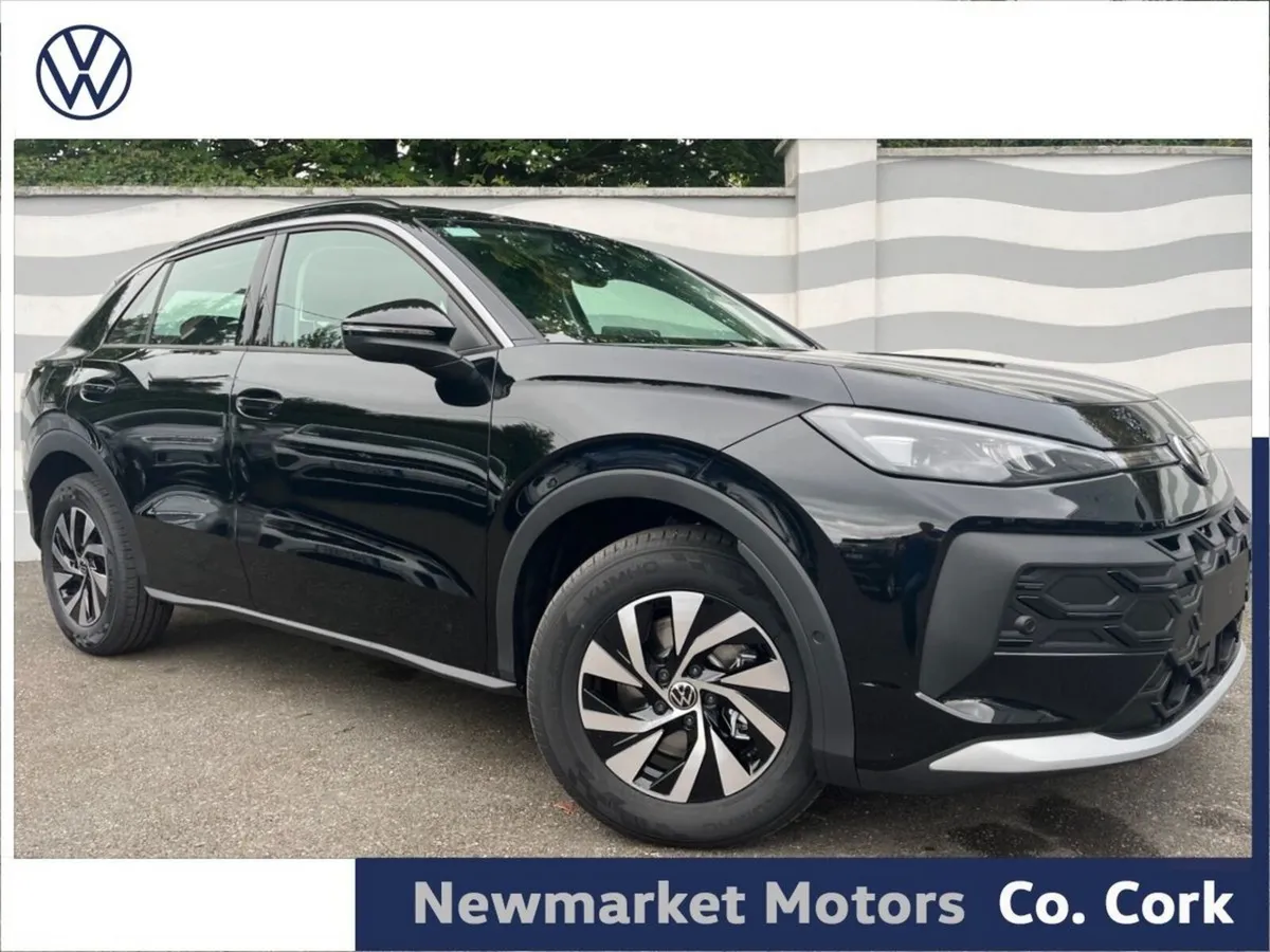 Volkswagen T-Roc LIFE PLUS 116BHP MHEV AUTOMATIC 1 - Image 1
