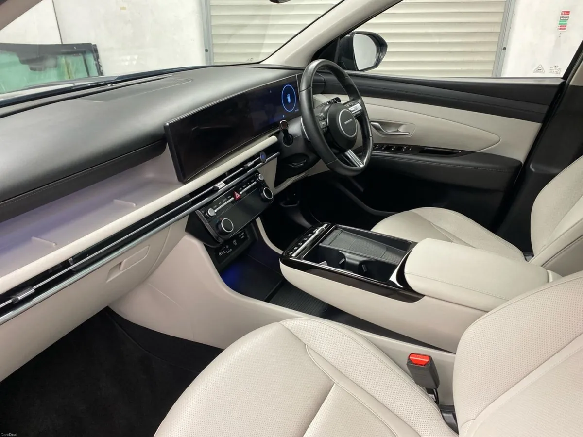 Hyundai Tucson Tucson FL 2WD Platinum PHEV Auto - Image 2