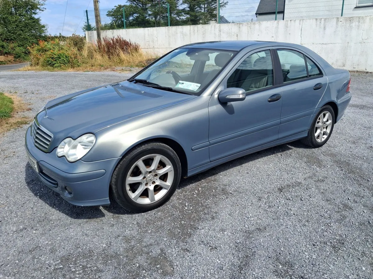 Mercedes-Benz C-Class 2007 - Image 1