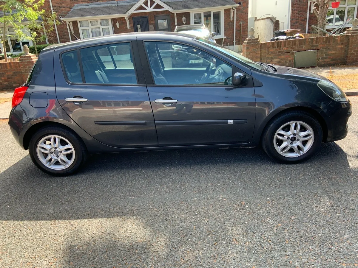 Renault Clio 1.2  new nct march 27 very low miles - Image 1