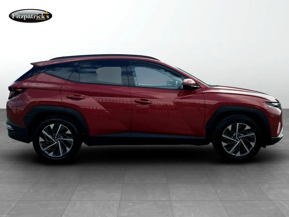 Hyundai Tucson Executive 1.6 Diesel with Full Serv - Image 2