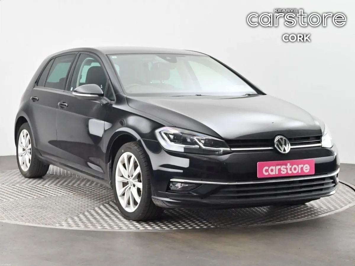 Volkswagen Golf 1.2 TFSI Auto - Image 1