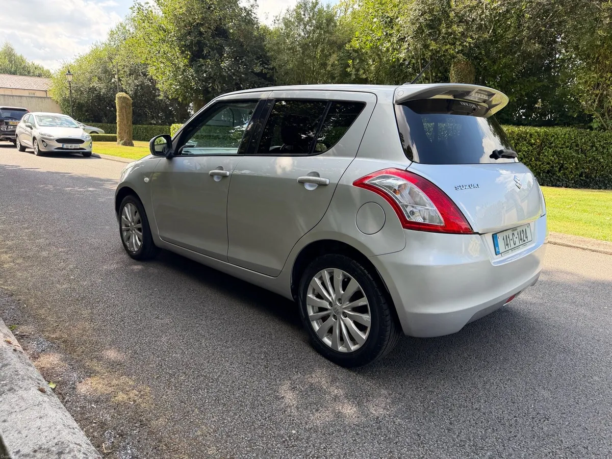Suzuki Swift GLX  *Low mileage* - Image 5