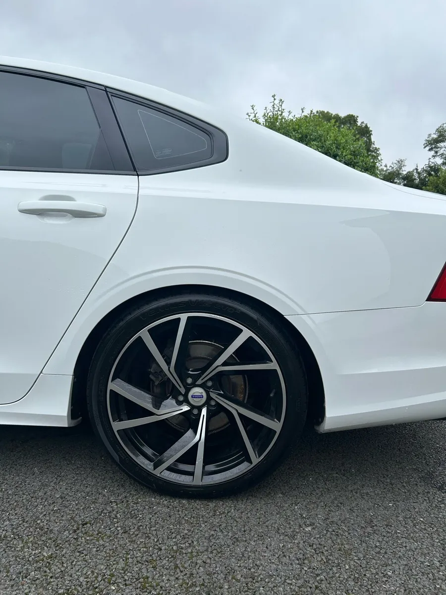 VOLVO S90 R-DESIGN - Image 6