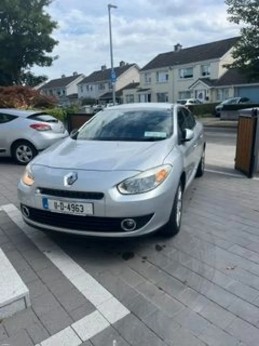 Renault Fluence 2011 - Image 1