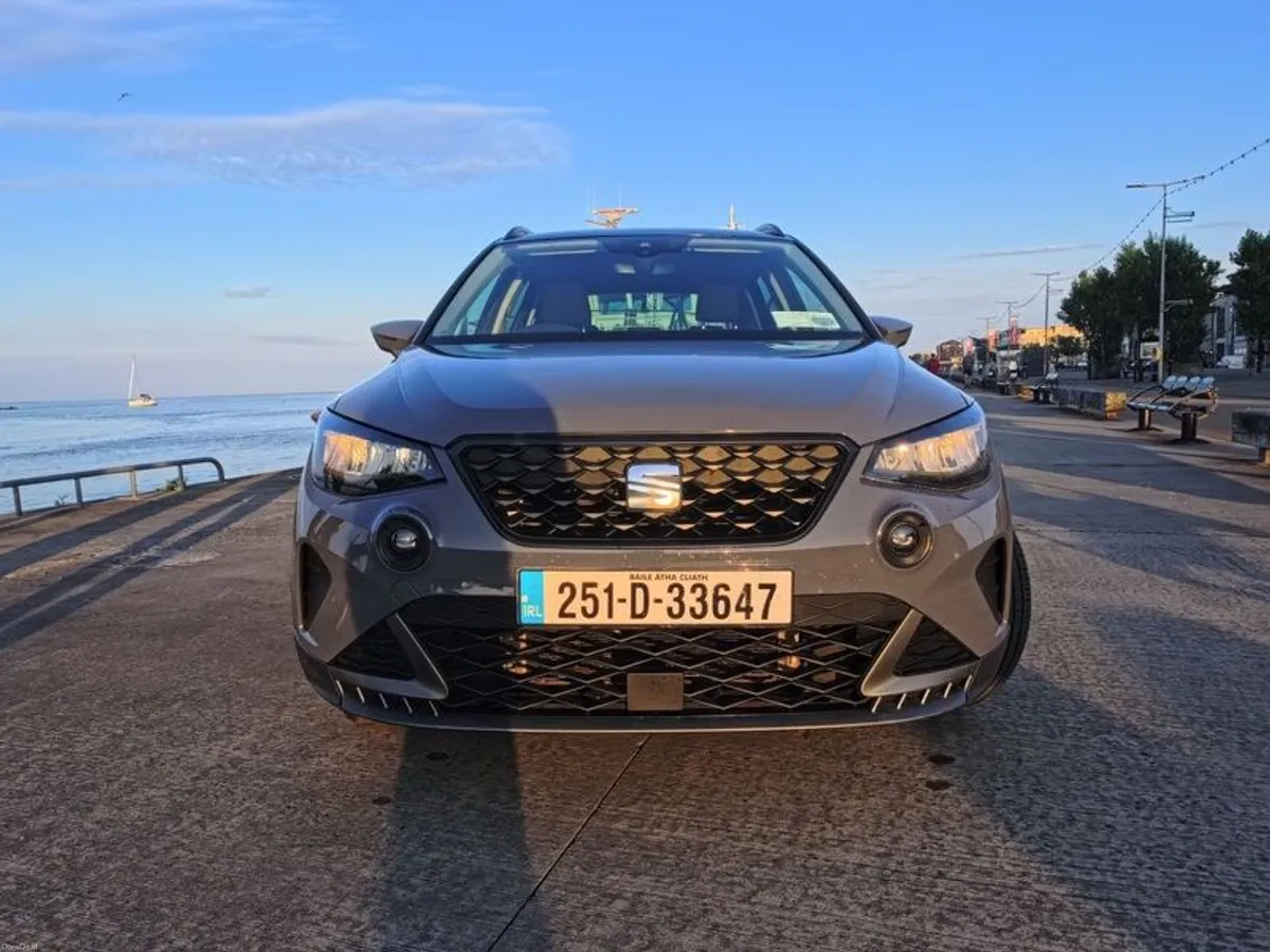 2025 Seat Arona - Image 2
