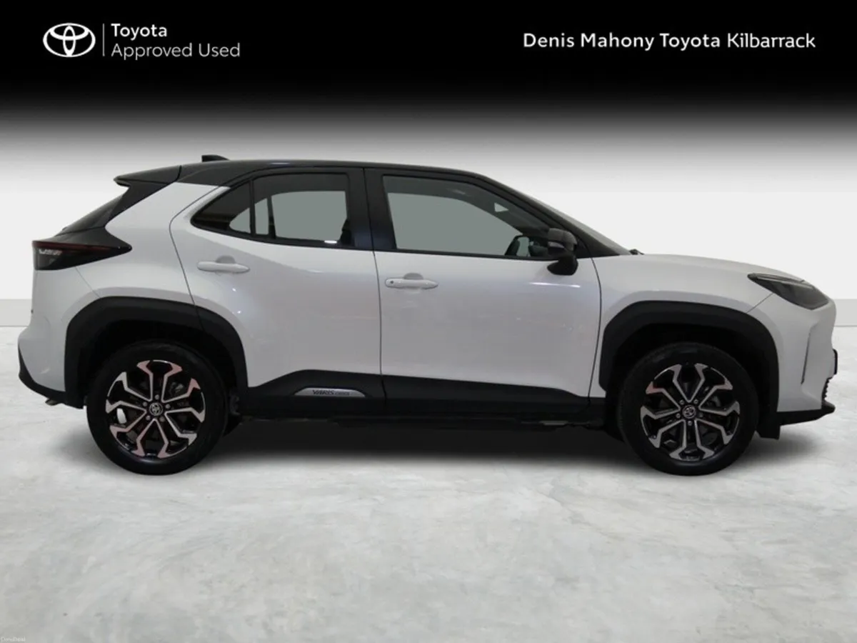 Toyota Yaris Cross LUNA SPORT - Image 3