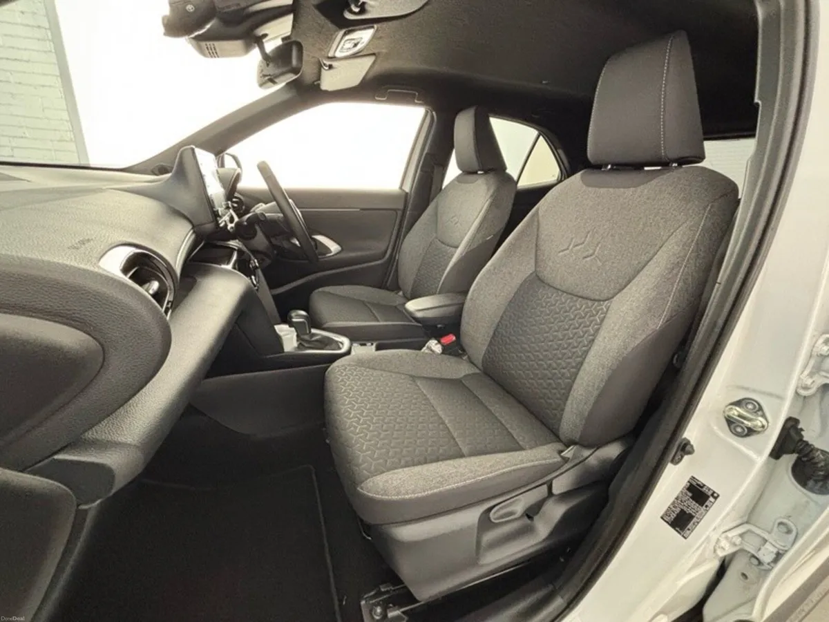 Toyota Yaris Cross LUNA SPORT - Image 6