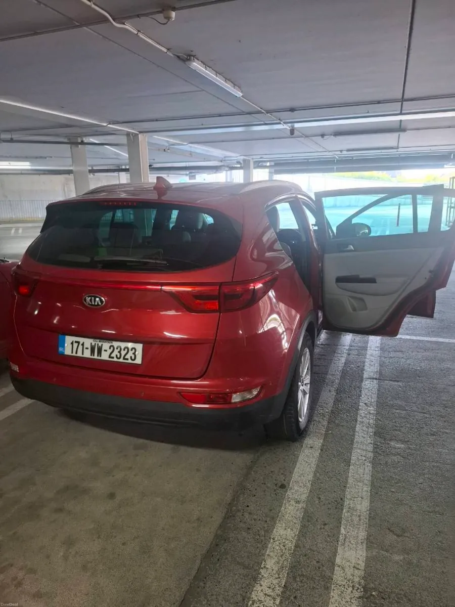 2017 Kia sportage suv - Image 3