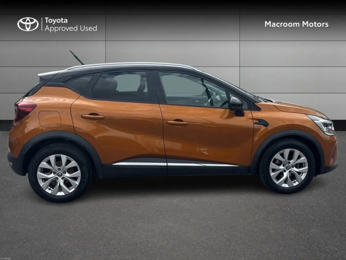 Renault Captur ICONIC TCE 130 AUTO MY1 MY19 4DR A - Image 3