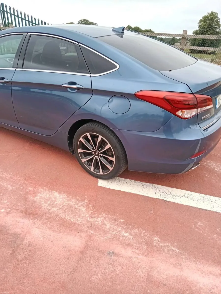 Hyundai i40 AUTOMATIC - Image 6