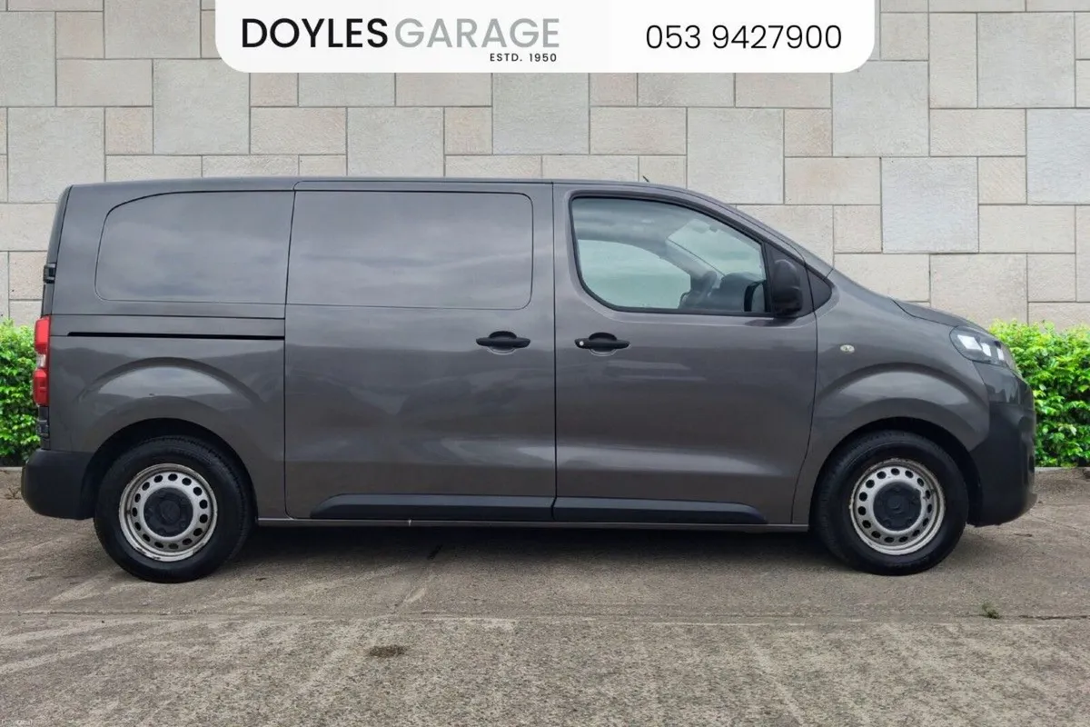Citroen Dispatch 1.6 Blue HDi Diesel 115bhp - Image 2
