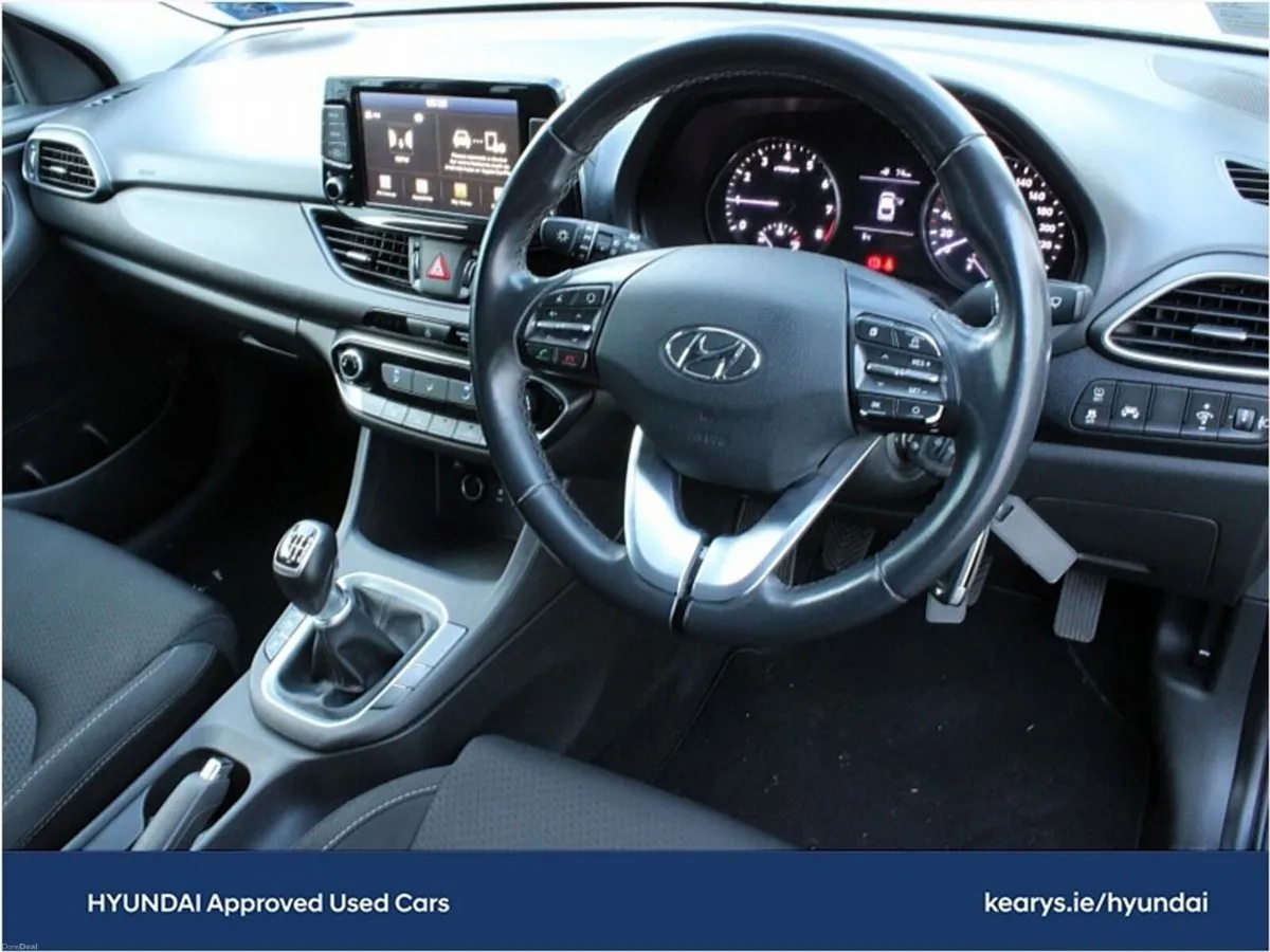 Hyundai i30 1.0 T-GDI Fastback - Image 6