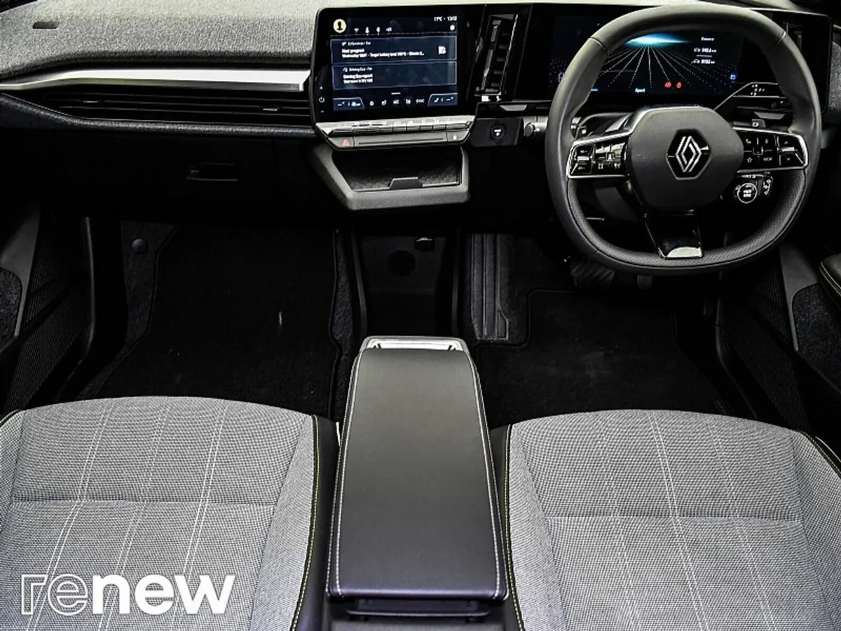 Renault Megane E-Tech EV60 220hp Techno - Image 2