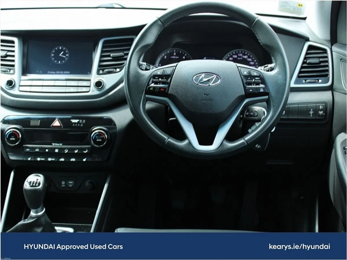 Hyundai Tucson 1.7 D Executive - Image 4