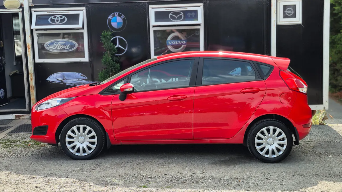 Ford Fiesta 1.25 STYLE 60BHP 5DR 2013 - Image 5