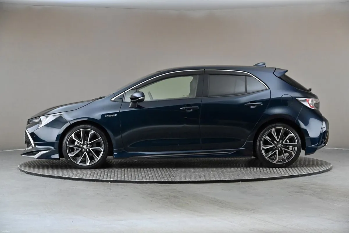 Toyota Corolla 1.8 HYBRID SPORT **MODELLISTA BODY - Image 5