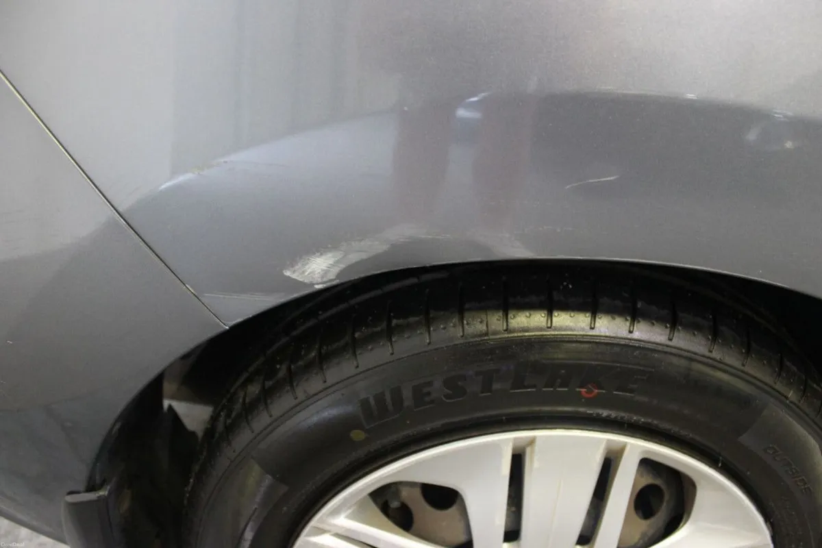 Honda Jazz 1.3 i-VTEC SE CVT AUTO - TENDER 34 - Image 5