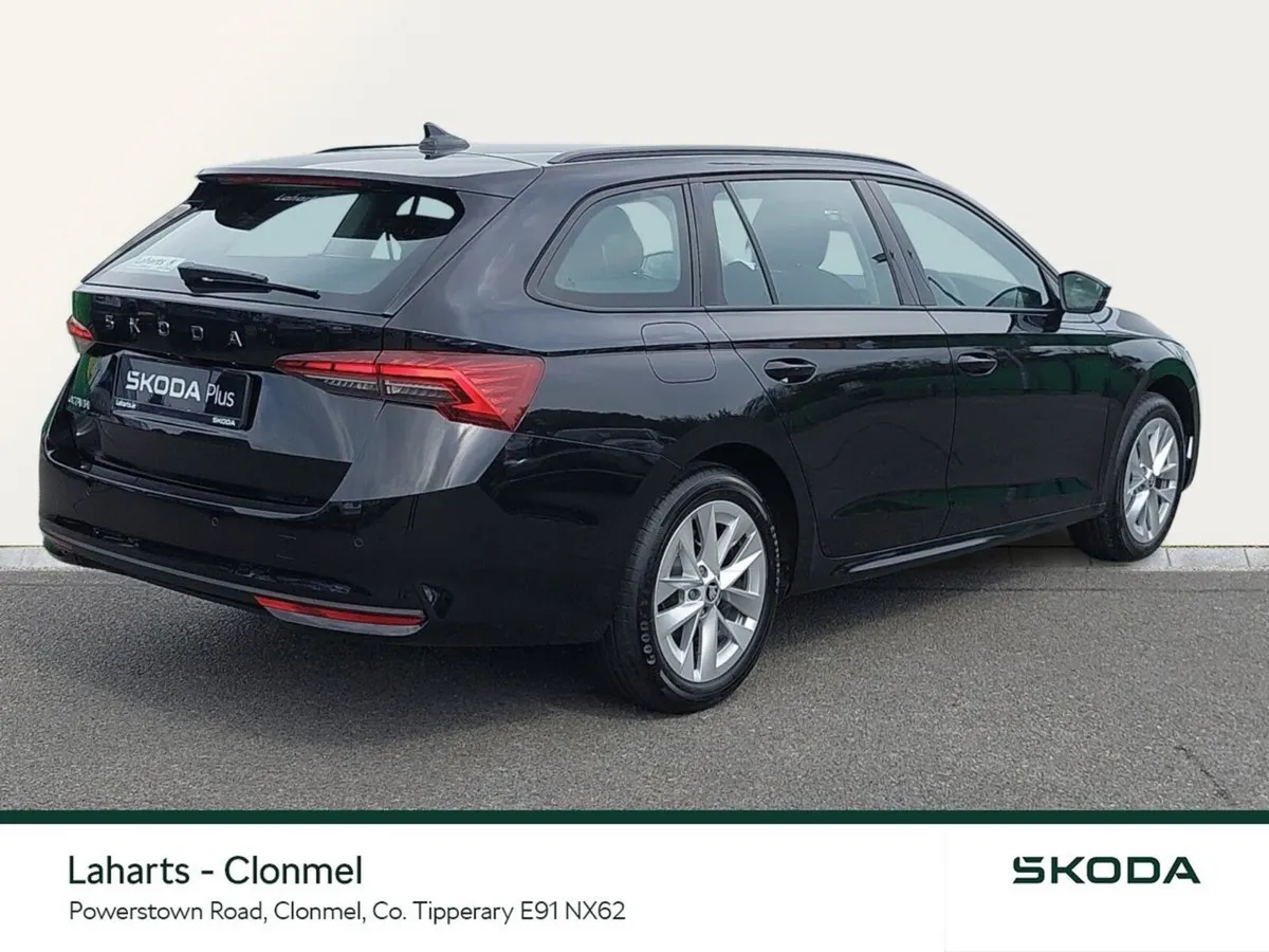Skoda Octavia COMBI SELECTION 1.5TSI 115HP*EX DEMO - Image 3